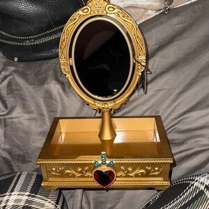 Bath and Body Works Disney Evil Queen Mirror and Tray (New)